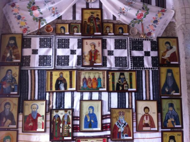Cerc de pictură la Biserica „Sfântul Nectarie“ din Iaşi