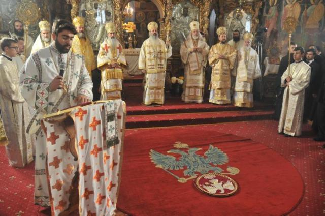 Înmormântarea IPS Eftimie Luca, Arhiepiscopul Romanului şi Bacăului