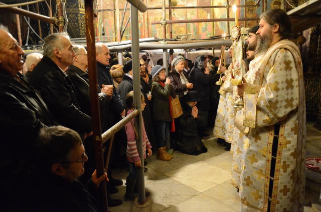 Sfântă Liturghie oficiată de IPS Mitropolit Teofan la Mănăstirea Golia (GALERIE FOTO)