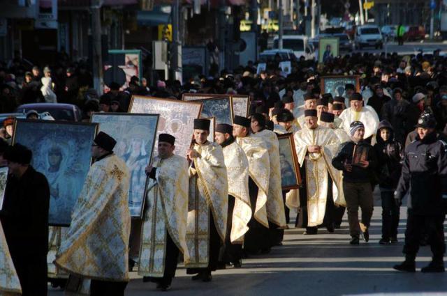 Cinci ani de împliniri pentru Eparhia Romanului şi Bacăului