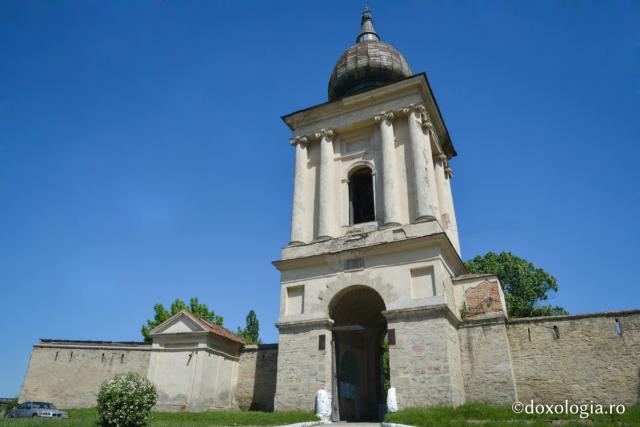 Turnul-clopotniță de la Mănăstirea Frumoasa din Iași