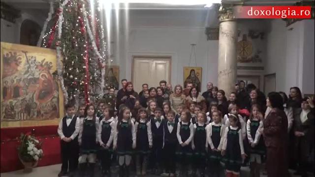 Colindători la Reședința Mitropolitana - Școala „George Călinescu” - Iași, clasa I - C
