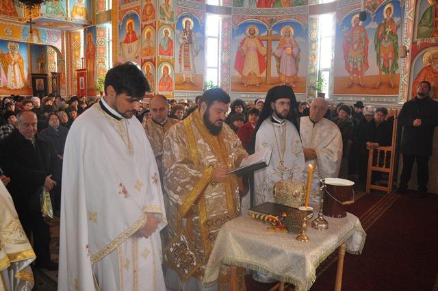 Slujba Bobotezei pe cuprinsul Patriarhiei Română văzută astăzi în 100 de imagini