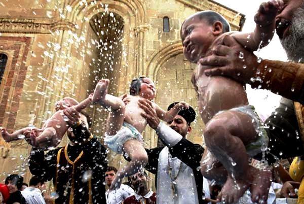 Prea Fericitul Părinte Ilia al II-lea, Patriarhul Catolicos al întregii Georgii, va deveni astăzi naş pentru încă 1000 de copii
