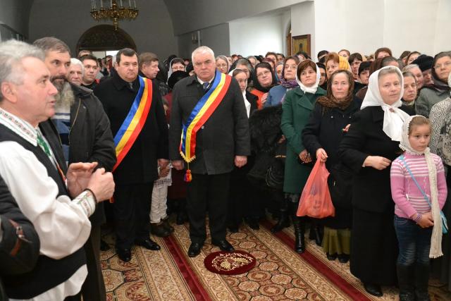 Hram şi hirotesie întru arhimandrit la Mănăstirea Zosin