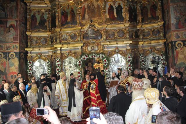 Înaltpreasfinţitul Ioachim este noul Arhiepiscop al Romanului şi Bacăului