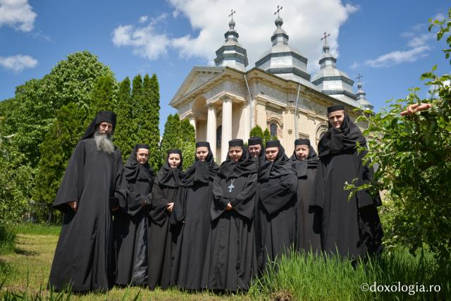 „Nu numărul maicilor contează, ci felul lor de a-și înțelege menirea”