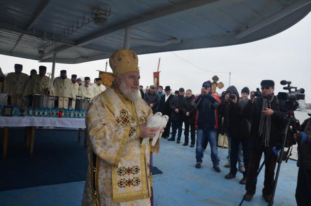 Slujba Bobotezei pe cuprinsul Patriarhiei Română văzută astăzi în 100 de imagini
