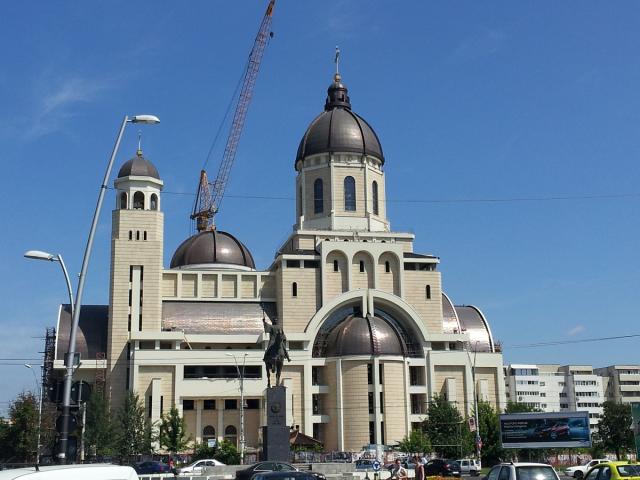 Liturghie arhierească la Catedrala „Înălţarea Domnului“ din Bacău