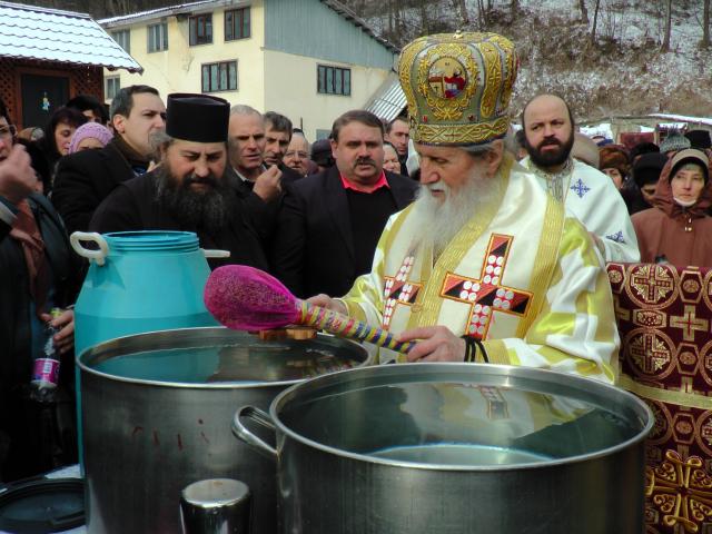 IPS Pimen: „A-ţi recunoaşte păcatele înseamnă să te vezi aşa cum eşti“