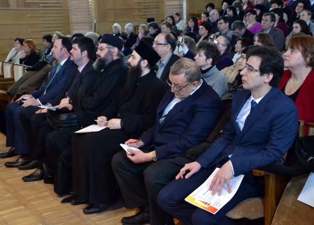 „Elevul vrea să vadă în profesorul de religie ceea ce el predă la oră“