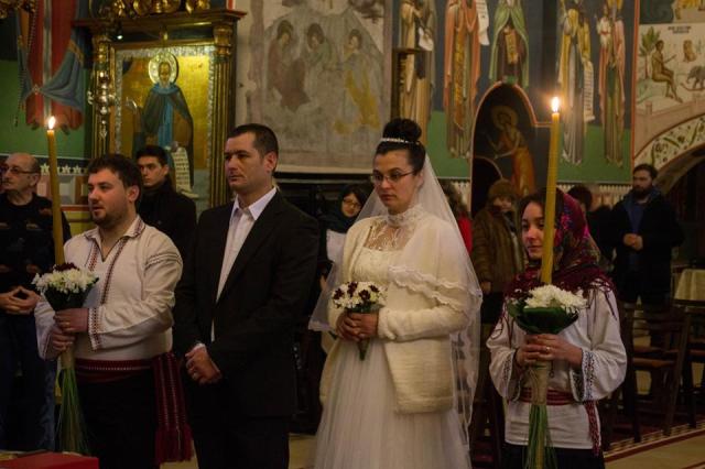 O altfel de nuntă: Cătălin şi Mihaela, într-o poveste fără sfârşit