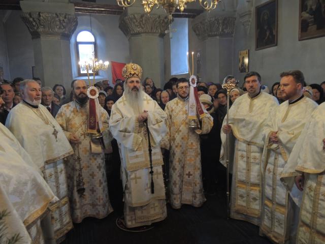 Liturghie arhierească la Parohia Cilibiu