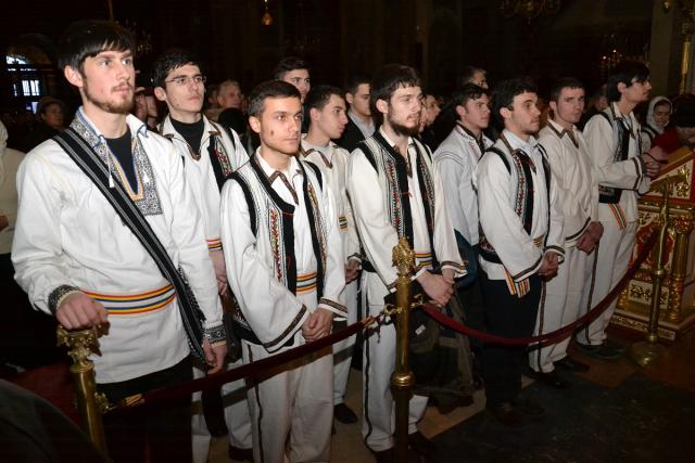 IPS Teofan: „Ne lipseşte simţul modestiei, capacitatea ierarhiei valorilor şi simţul măsurii“