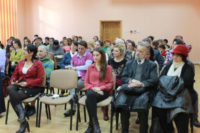Simpozion „Femeia – Educatoarea familiei”