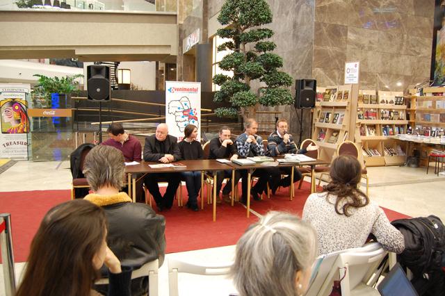 Dezbatere la LIBREX cu tema „Cartea românească pentru copii. Autori şi ilustratori“