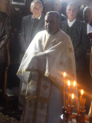 Slujba de pomenire de 40 de zile pentru părintele Ioan Apetroaiei