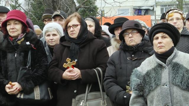 Mărturisire de credinţă prin pelerinaj, la Oneşti (GALERIE FOTO)