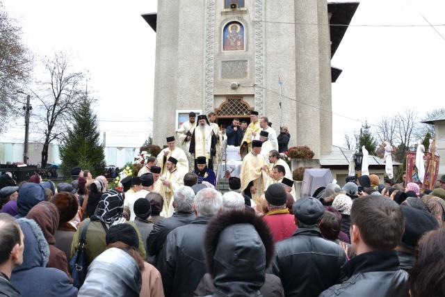 Preoteasa Gabriela Mihaela Timoftescu a fost condusă pe ultimul drum
