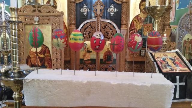 Festival de încondeiat ouă în parohia piteșteană „Sfântul Apostol Toma”
