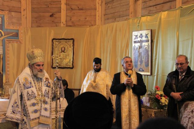 Sărbătoare la Biserica „Intrarea Domnului în Ierusalim“ din Bacău