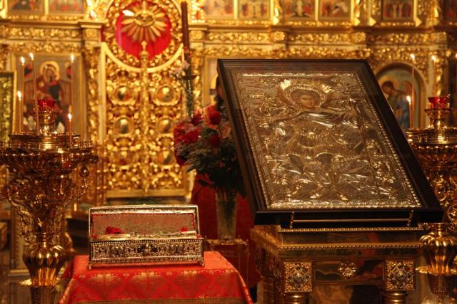 Mâna Dreaptă a Sfântului Mare Mucenic Gheorghe Purtătorul de Biruință a fost adusă în Rusia