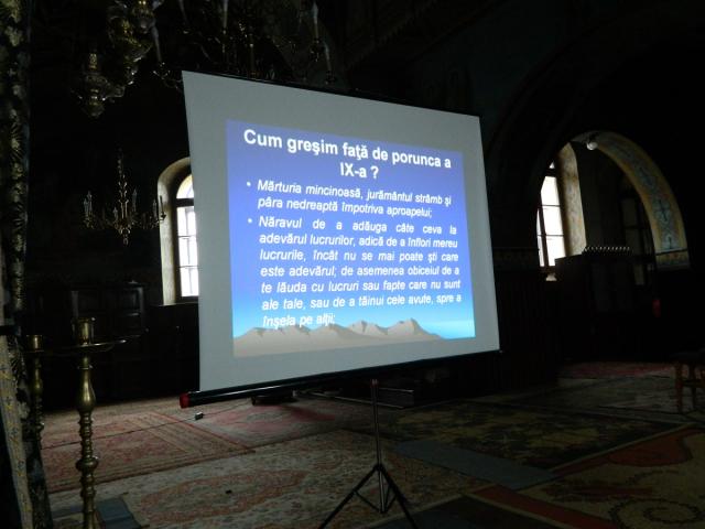 Activitate catehetică la Negreşti