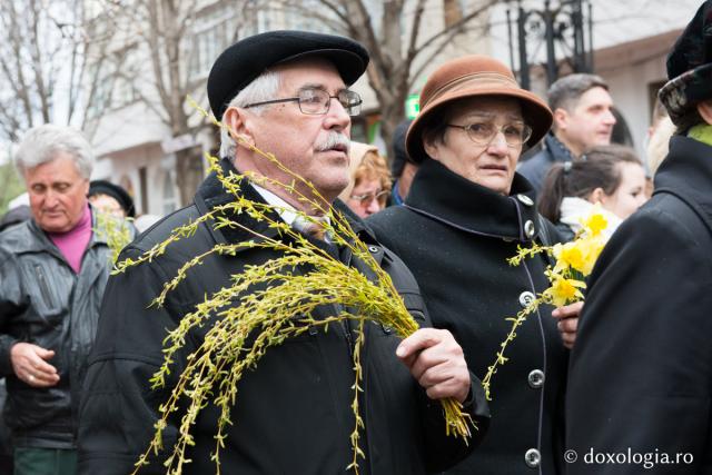 Pelerinaj în ajun de Florii la Iași
