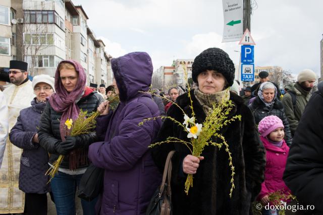 Pelerinaj în ajun de Florii la Iași