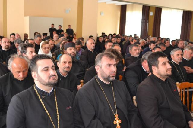 Preoții mehedințeni au luat parte la conferinţa de primăvară-vară