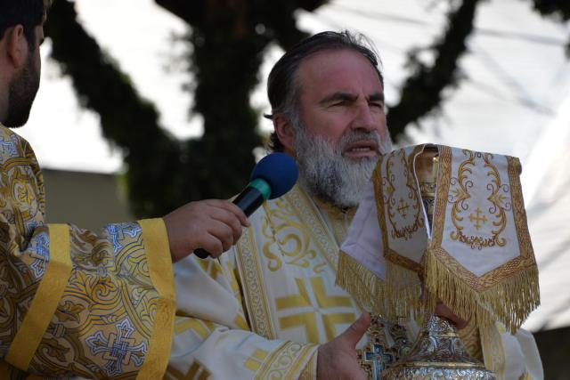 Hram la Mănăstirea Neamț