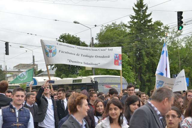Trei urări de la Înaltpreasfințitul Teofan pentru tinerii absolvenți de facultate