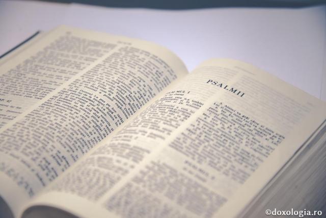 Învăţaţi pe dinafară texte sfinte semnificative şi rugăciuni…