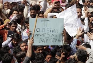 Pakistan: „Încetează să mai construiești biserici. Treci la Islam, altfel va fi vai de ce vom face din tine”