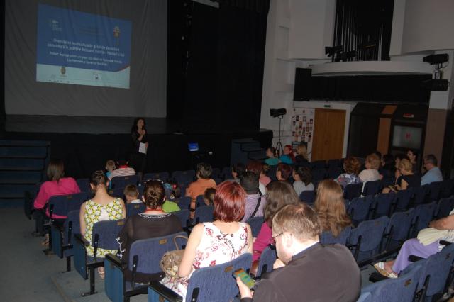 Seară multiculturală organizată de Asociația Iubire și Încredere Iași