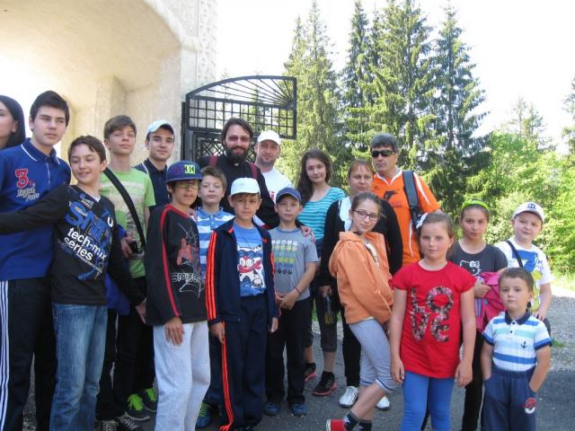 Excursie pentru copiii Parohiei "Sfântul Dumitru" din Suceava