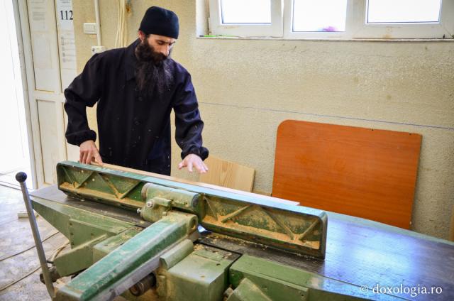 atelier la Mănăstirea Pângărați
