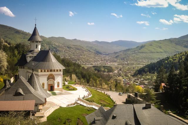 Prima atestare documentară a Mănăstirii Pângărați
