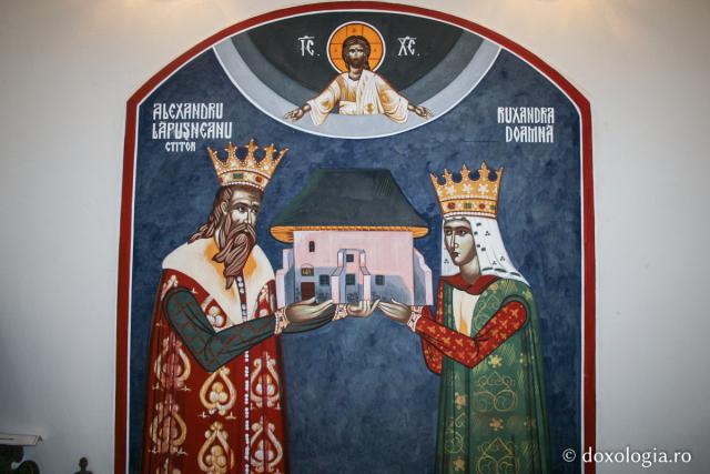 Voievodul Alexandru Lăpușneanu și soția sa, Ruxandra, dăruind biserica lui Hristos