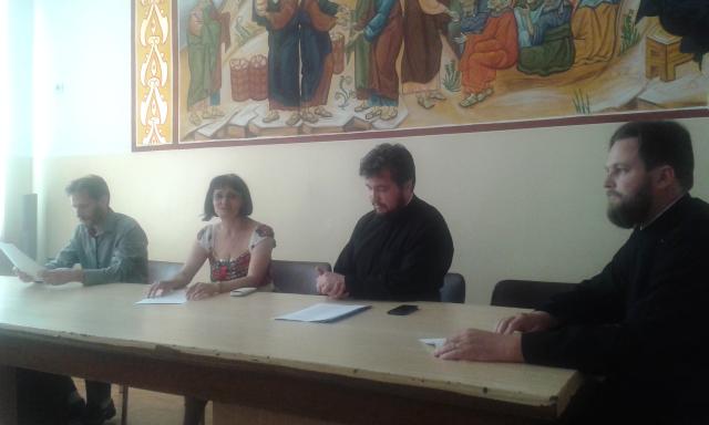Simpozionul „Ştiinţele socio-umane şi religia în contextul globalizării”, la Seminarul Teologic din Botoșani