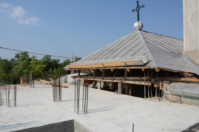 Lucrări de amploare la biserica din Andrieşeni
