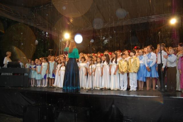 Concurs și concert Cantus Mundi la Iași