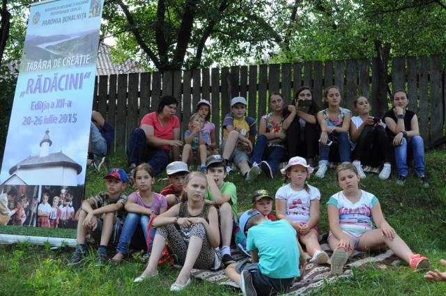 Tabără sub streaşina ctitoriei barnovschiene de la Buhalniţa
