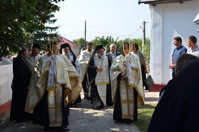 Numeroşi invitaţi de seamă la prima ediţie a Simpozionului naţional „Stăniţa - pagini de istorie, cultură şi spiritualitate“ (GALERIE FOTO)
