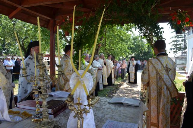 Numeroşi invitaţi de seamă la prima ediţie a Simpozionului naţional „Stăniţa - pagini de istorie, cultură şi spiritualitate“ (GALERIE FOTO)