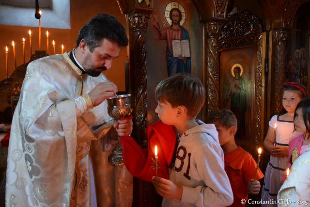 Tabără sub streaşina ctitoriei barnovschiene de la Buhalniţa