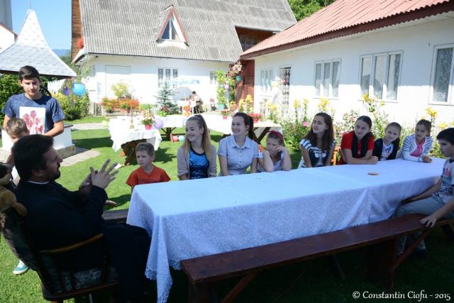 Tabără sub streaşina ctitoriei barnovschiene de la Buhalniţa