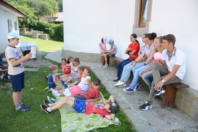 Tabără sub streaşina ctitoriei barnovschiene de la Buhalniţa