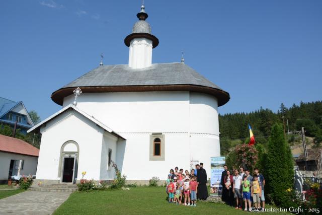 Tabără sub streaşina ctitoriei barnovschiene de la Buhalniţa