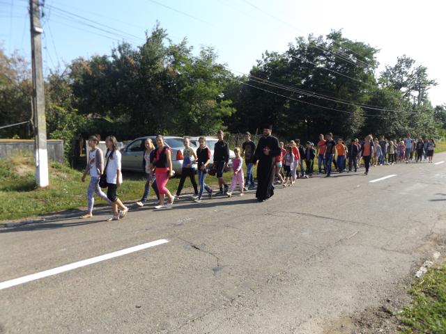 Tabăra din pridvorul satului în cea mai nordică localitate din ţară (GALERIE FOTO)